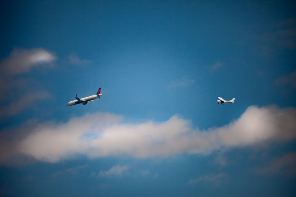 Main image Delta Jet and Cessna Propeller Plane SLC