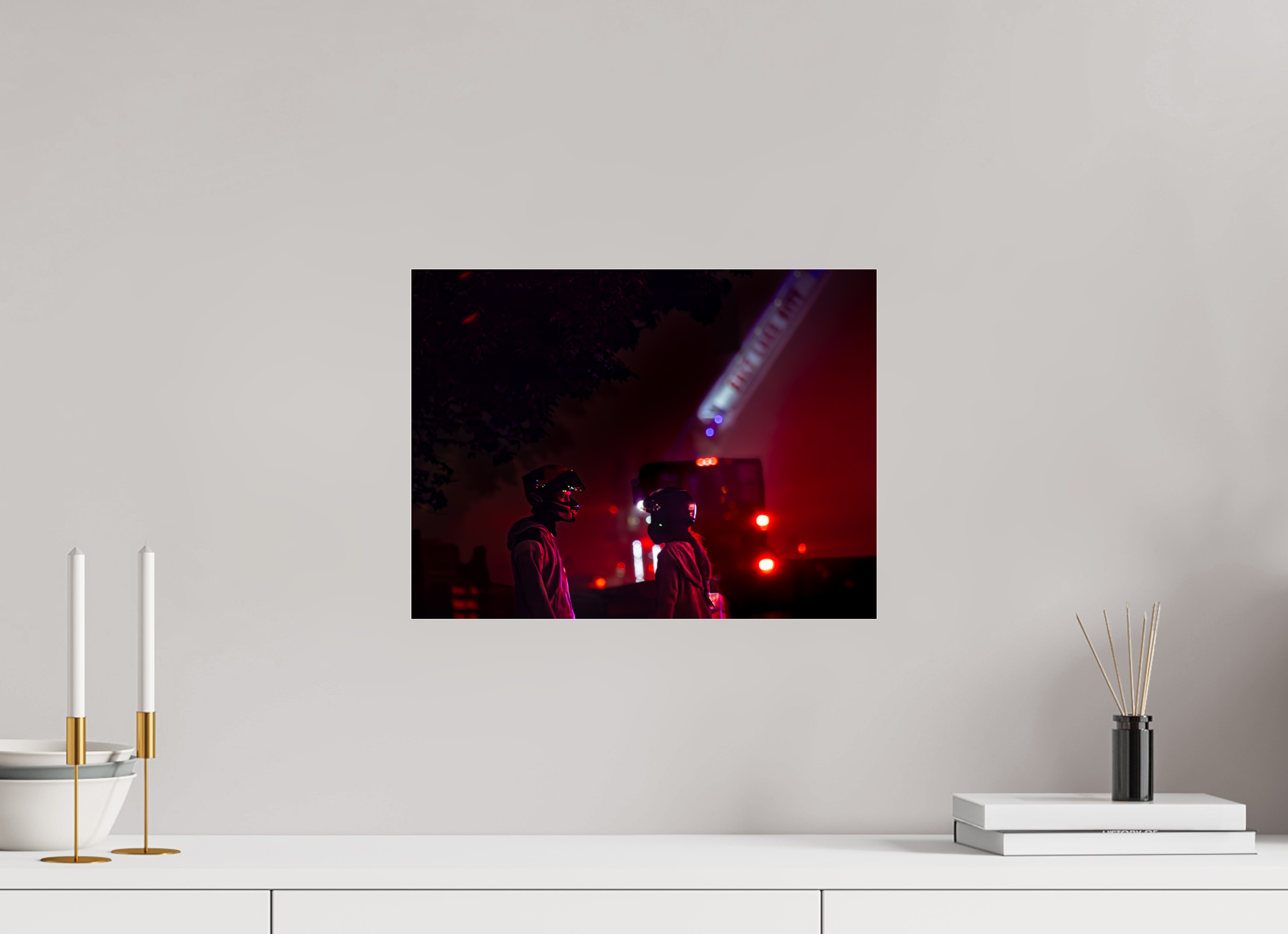 16 x 12″, Photo Print Under Acrylic Glass London Bell Fire Cyclist Bystanders